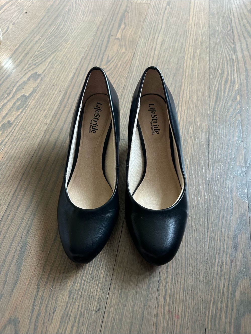 LifeStride Black Women's Round-Toe Heels